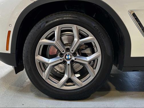 WHITE 2022 BMW X4 xDrive30i