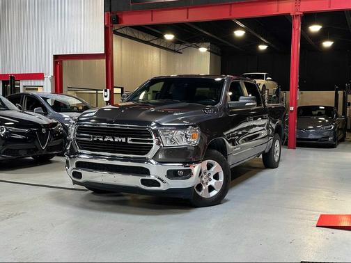 Granite Crystal Metallic Clearcoat 2021 RAM 1500 Big Horn/Lone Star