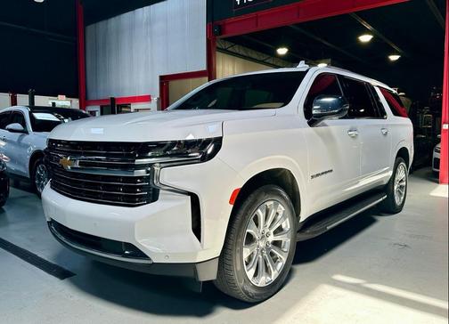 Summit White 2023 Chevrolet Suburban Premier