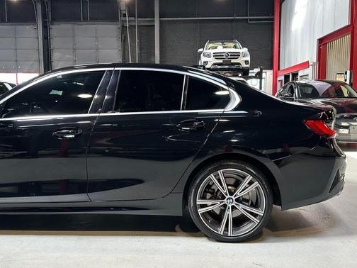 2019 BMW 330 xDrive