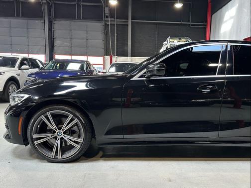 2019 BMW 330 xDrive