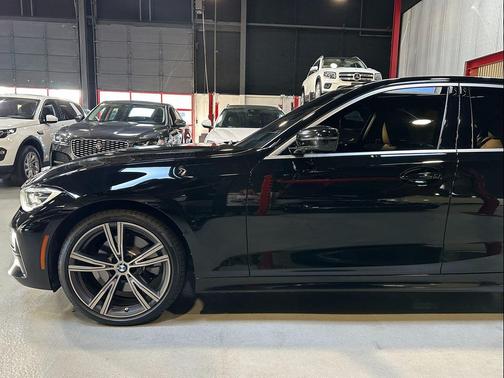 2019 BMW 330 xDrive