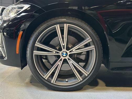 2019 BMW 330 xDrive