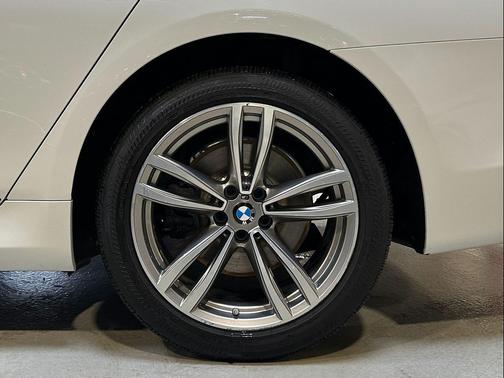 2017 BMW 740 xDrive