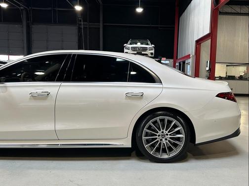 2022 Mercedes-Benz S-Class 4MATIC