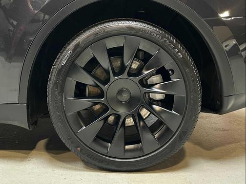GREY 2025 Tesla Model Y Long Range Dual Motor All-Wheel Drive