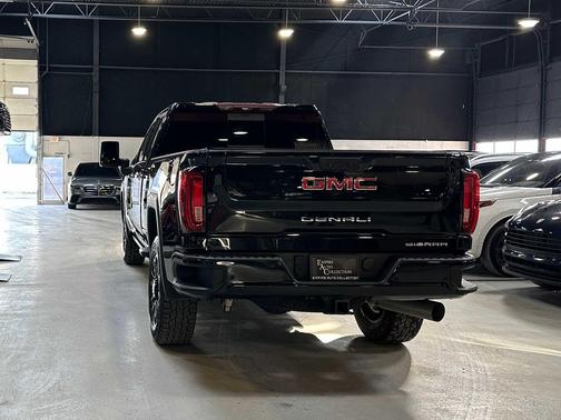 2023 GMC Sierra 2500 Denali