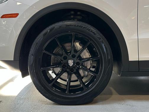 2019 Porsche Cayenne Cayenne