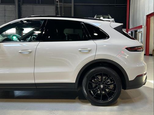 2019 Porsche Cayenne Cayenne