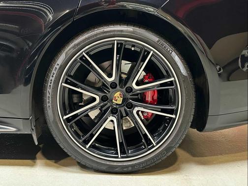 Jet Black Metallic 2020 Porsche Panamera GTS