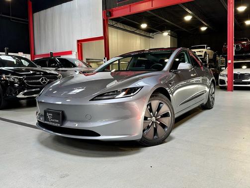 2025 Tesla Model 3 Long Range