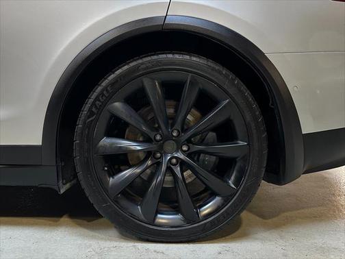 2018 Tesla Model X 75D