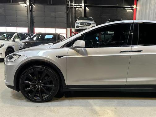 2018 Tesla Model X 75D