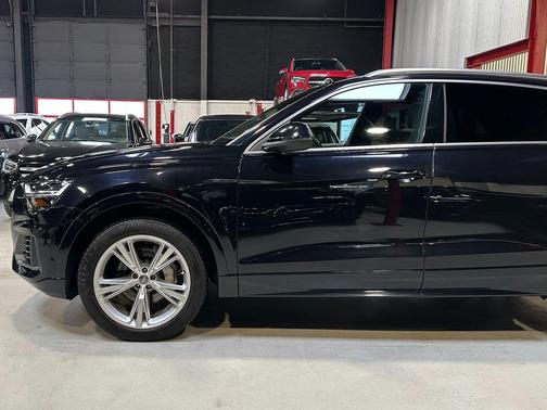 2019 Audi Q8 3.0T Premium Plus
