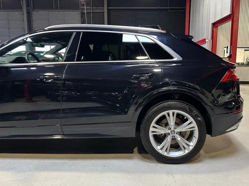 2019 Audi Q8 3.0T Premium Plus