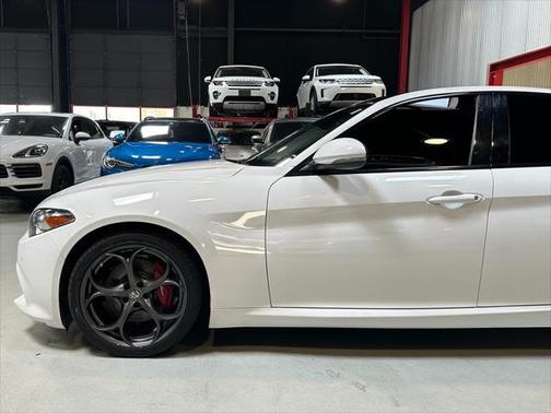 2019 Alfa Romeo Giulia Ti Sport