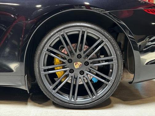 2016 Porsche 911 Black Edition