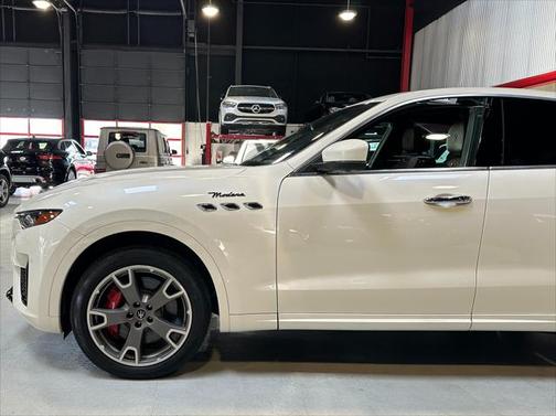 2022 Maserati Levante Modena