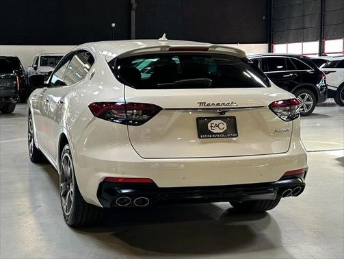 2022 Maserati Levante Modena