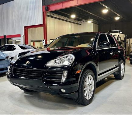 Black 2010 Porsche Cayenne Cayenne