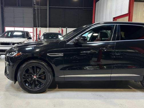 2021 Jaguar F-PACE R-Dynamic S P400 AWD Automatic