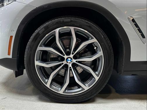 Glacier Silver Metallic 2021 BMW X4 xDrive30i