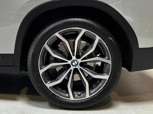 Glacier Silver Metallic 2021 BMW X4 xDrive30i