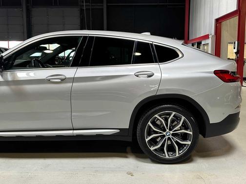 Glacier Silver Metallic 2021 BMW X4 xDrive30i