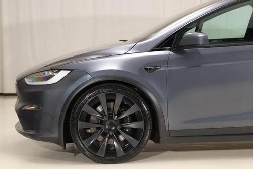 2023 Tesla Model X Standard Range