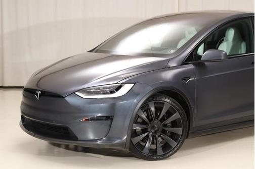 2023 Tesla Model X Standard Range