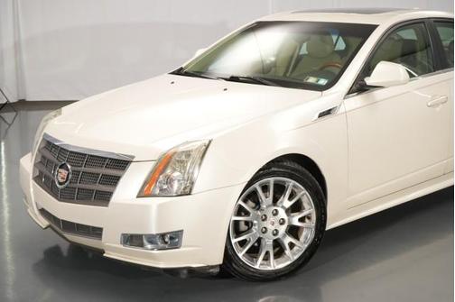 White Diamond Tricoat 2011 Cadillac CTS Premium