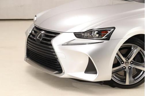 2019 Lexus IS 300 Base