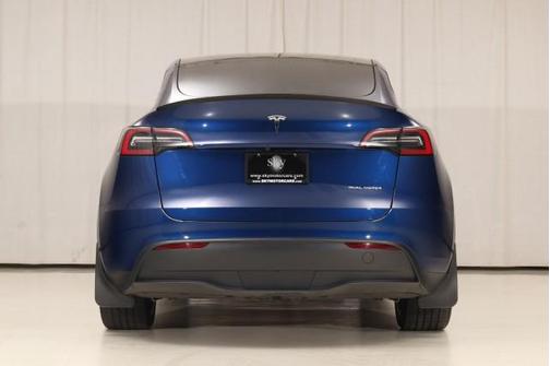 2023 Tesla Model Y Long Range Dual Motor All-Wheel Drive