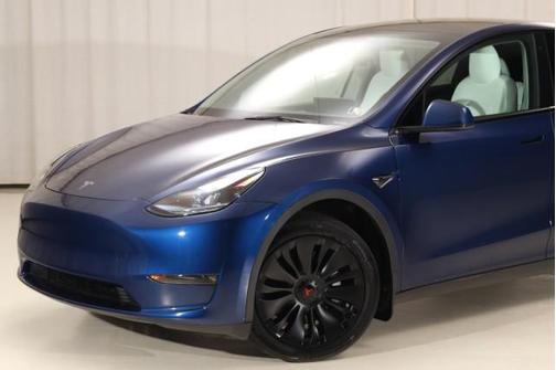 2023 Tesla Model Y Long Range Dual Motor All-Wheel Drive