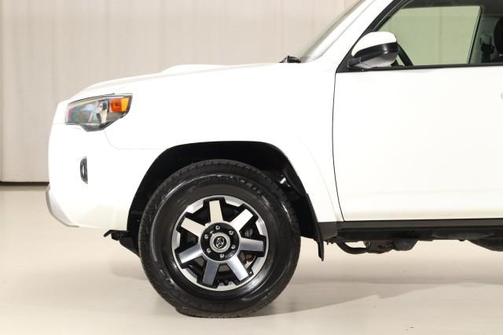 2022 Toyota 4Runner TRD Off Road