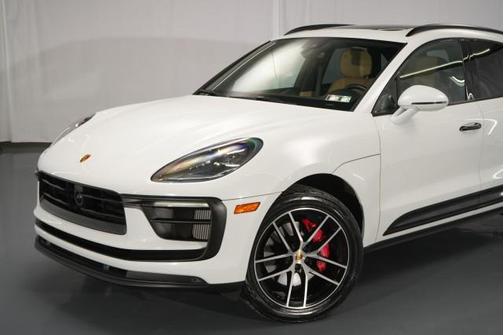 2022 Porsche Macan Macan S