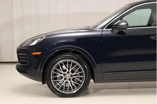 2022 Porsche Cayenne Platinum Edition