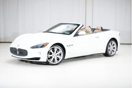 2015 Maserati GranTurismo Base