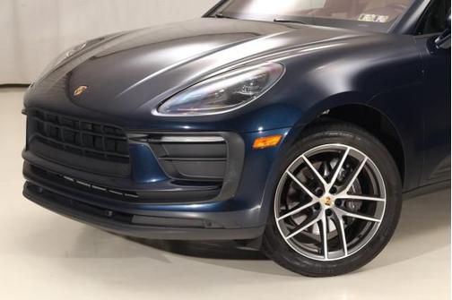2022 Porsche Macan 
