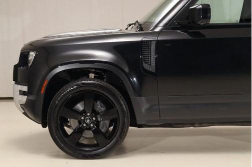 2023 Land Rover Defender 90 S