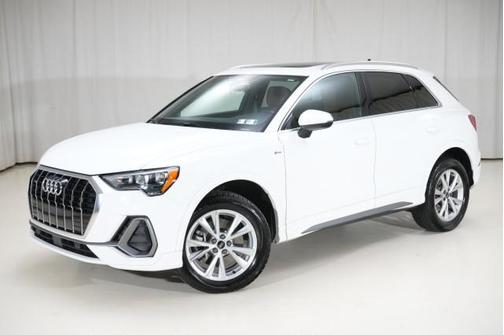 2022 Audi Q3 45 S line Premium