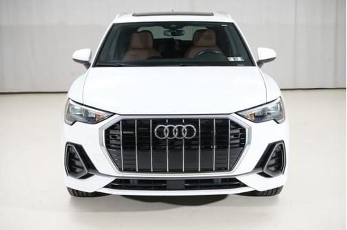 2022 Audi Q3 45 S line Premium