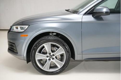 2020 Audi Q5 45 Premium Plus