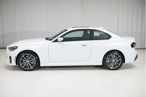 2024 BMW 230 i xDrive