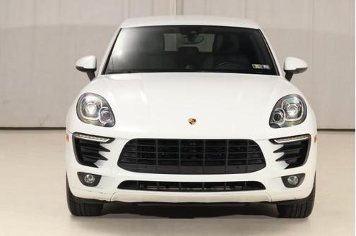 2017 Porsche Macan Base