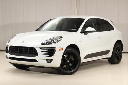2017 Porsche Macan Base
