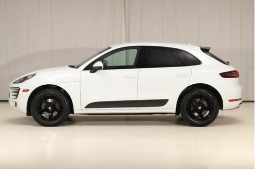 2017 Porsche Macan Base
