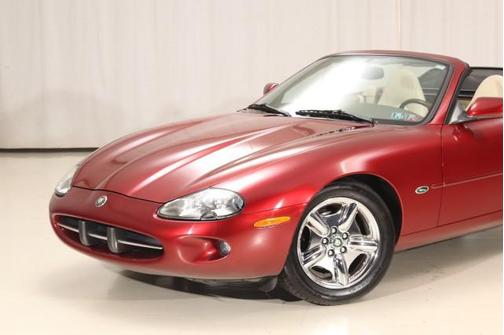 1997 Jaguar XK8 
