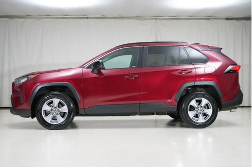 2022 Toyota RAV4 Hybrid LE
