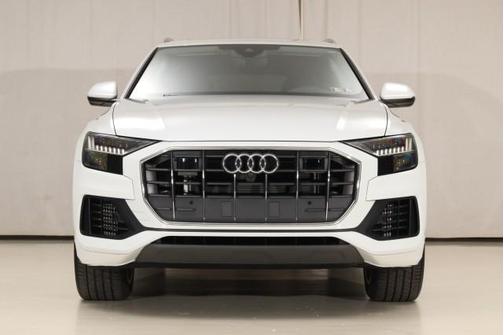 2023 Audi Q8 55 Premium Plus